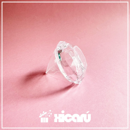 Diamante de plástico, 6 piezas.