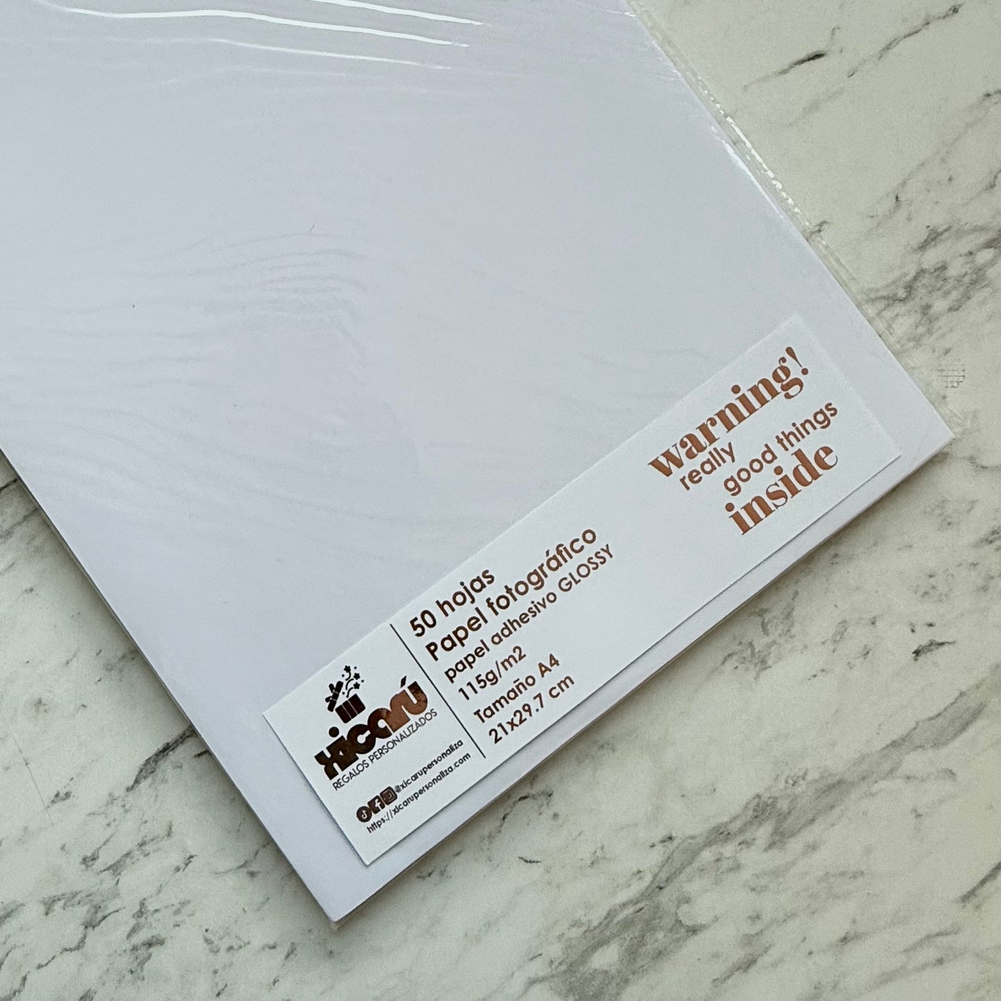 50 hojas - Papel fotográfico glossy adhesivo 115gr A4